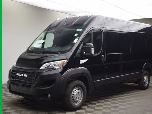 New 2026 RAM ProMaster 2500 w/ Convenience Group image 16