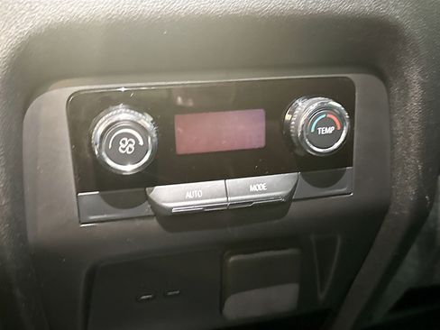 Used 2025 Chevrolet Traverse Z71 w/ Driver Confidence Package image 27