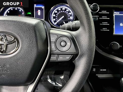 Certified 2018 Toyota Camry LE w/ Convenience Package FWD image 25