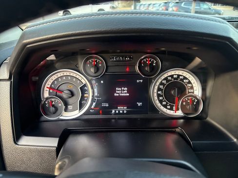 Used 2014 RAM 1500 Laramie w/ Convenience Group image 15