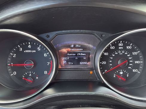 Used 2020 Kia Sedona LX image 24