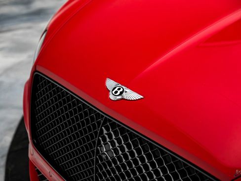 Used 2022 Bentley Continental GT image 36