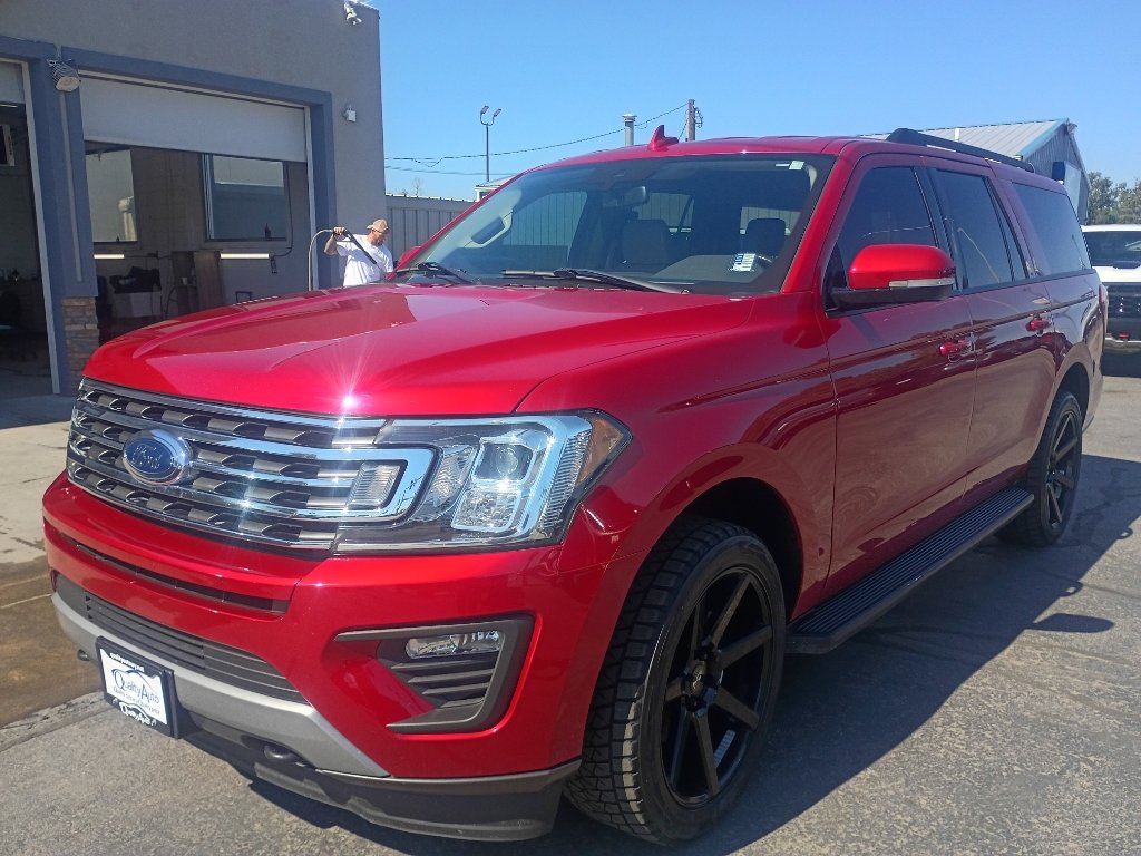 Used 2021 Ford Expedition Max XLT AWD/4WD image 2
