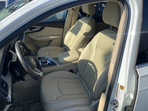 Used 2019 Audi Q7 2.0T Premium AWD/4WD image 30
