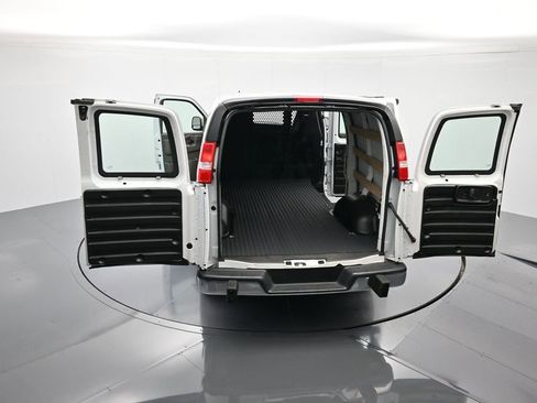 Used 2024 GMC Savana 2500 w/ Driver Convenience Package RWD image 40