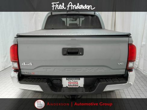 Certified 2021 Toyota Tacoma SR5 AWD/4WD image 4