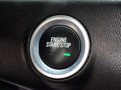 Used 2019 GMC Terrain SLE w/ Driver Convenience Package FWD image 23