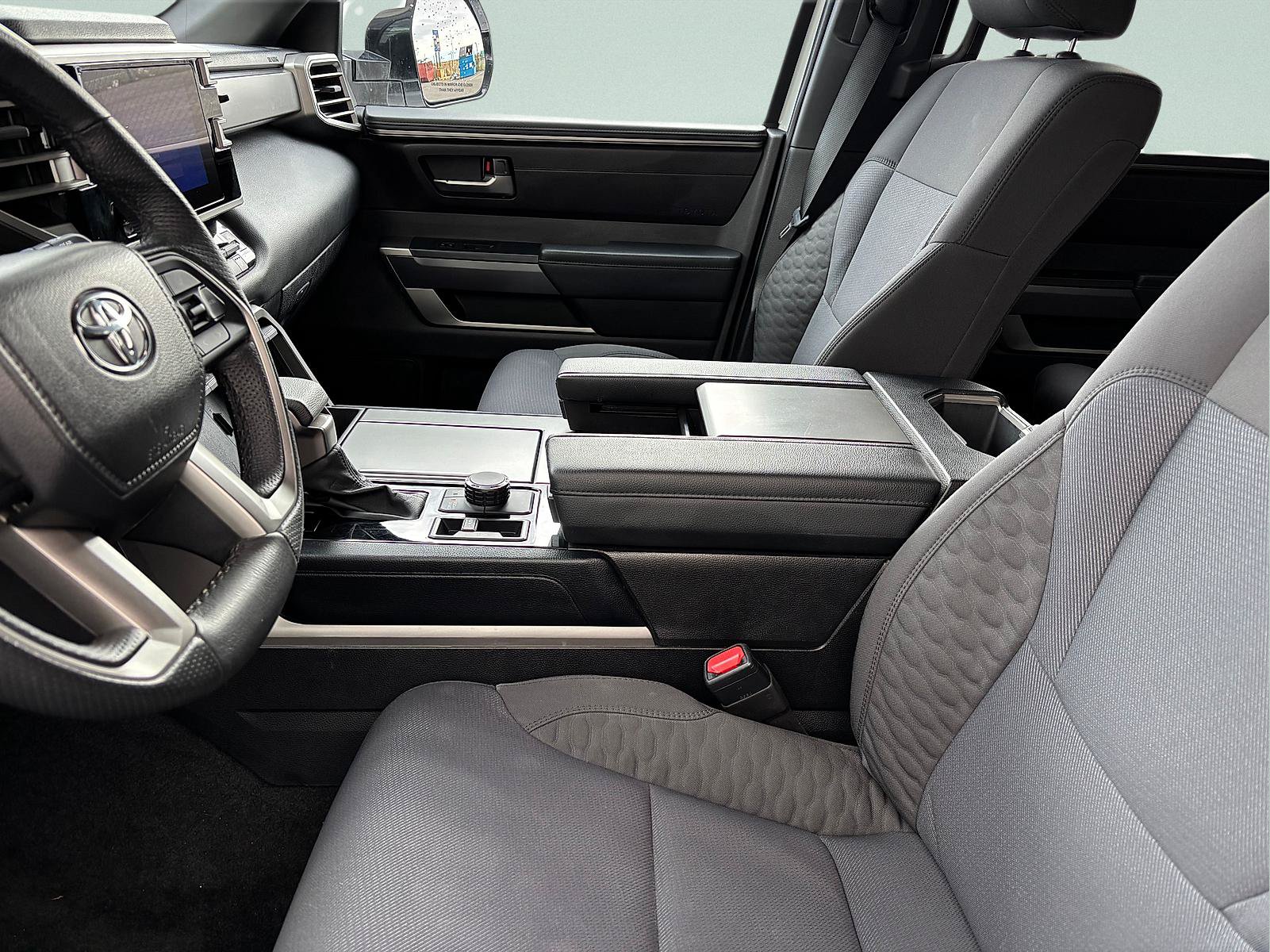 Used 2025 Toyota Sequoia SR5 AWD/4WD image 16