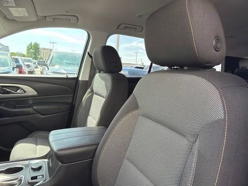 Used 2018 Chevrolet Traverse LT AWD/4WD image 13