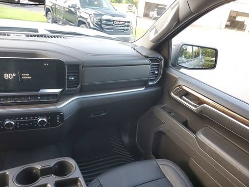 Used 2025 GMC Sierra 1500 Elevation AWD/4WD image 15