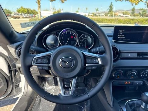 New 2025 MAZDA MX-5 Miata Club image 8