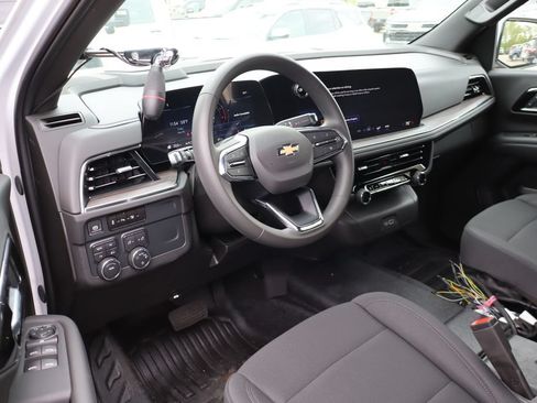 New 2025 Chevrolet Tahoe 4WD image 12