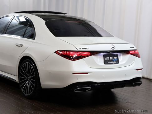 Used 2022 Mercedes-Benz S 580 4MATIC Sedan image 8
