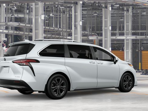 New 2026 Toyota Sienna Platinum AWD/4WD image 12