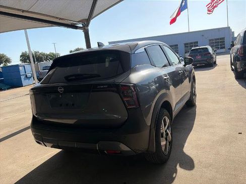 Certified 2025 Nissan Kicks SV w/ Charging Package FWD image 13