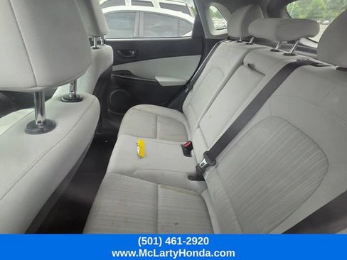 Used 2022 Hyundai Kona SEL FWD image 9