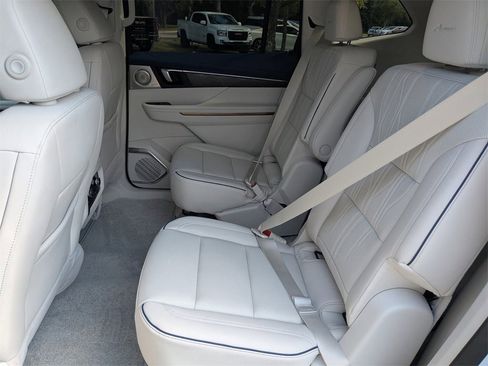 New 2026 Buick Enclave Avenir w/ Super Cruise Package image 15