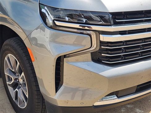 Used 2024 Chevrolet Tahoe LT w/ Luxury Package RWD image 5