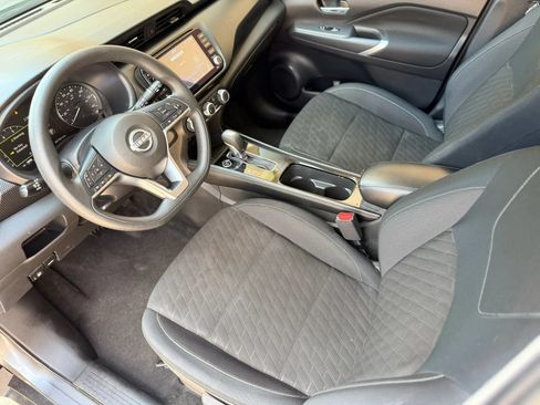 Used 2024 Nissan Kicks SV FWD image 17
