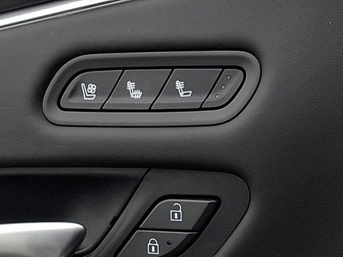 Certified 2024 Cadillac Escalade V w/ Heavy-Duty Trailer Package image 25