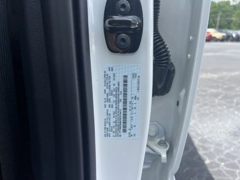 New 2025 Ford F350 Lariat w/ Lariat Ultimate Package image 18