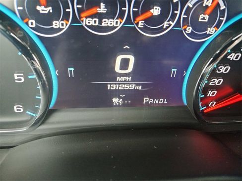 Used 2017 GMC Yukon Denali w/ Open Road Package image 28