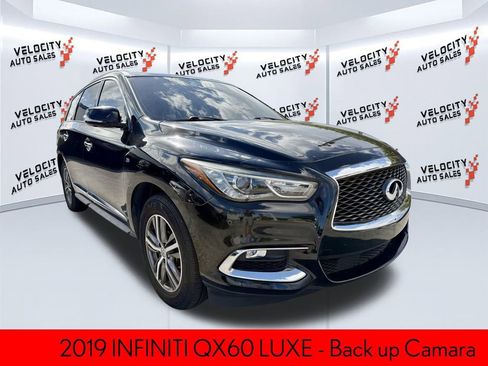Used 2019 INFINITI QX60 Luxe w/ Essential Package image 1