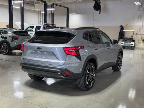 New 2026 Chevrolet Trax RS w/ Sunroof Package image 7