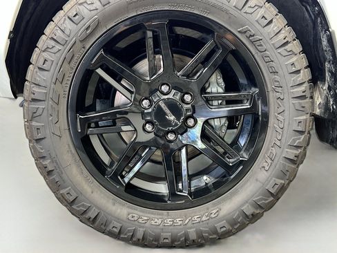 Used 2024 Toyota 4Runner SR5 RWD image 14