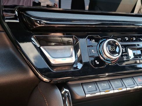 New 2026 GMC Sierra 1500 AT4 w/ AT4 Premium Package image 17