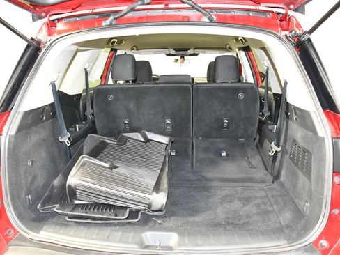 Used 2022 Nissan Pathfinder SV image 47