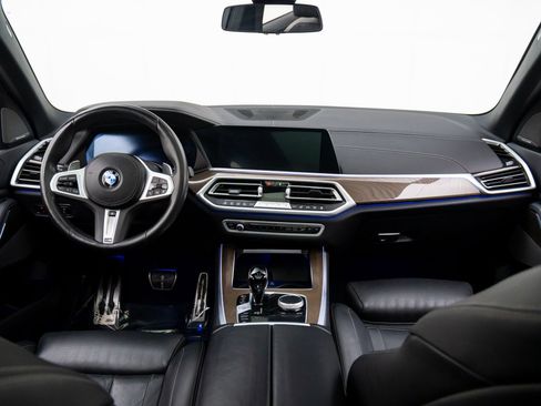 Used 2023 BMW X5 M50i w/ Climate Comfort Package image 10