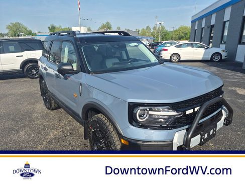 New 2025 Ford Bronco Sport Badlands w/ Sasquatch Badlands Package AWD/4WD image 1