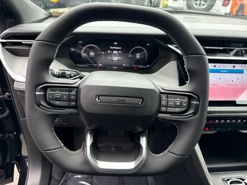 New 2026 Jeep Cherokee Laredo AWD/4WD image 18