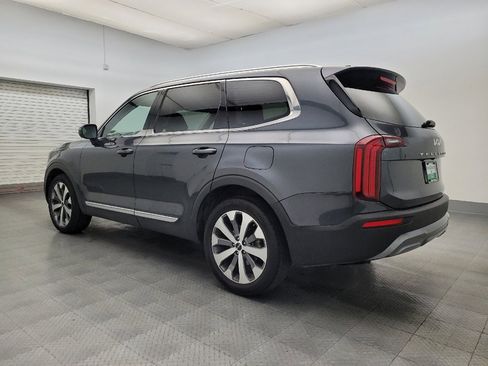Used 2022 Kia Telluride EX w/ EX Premium Package image 3
