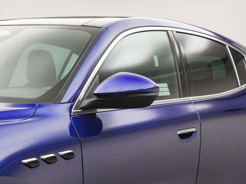 New 2025 Maserati Grecale GT image 11