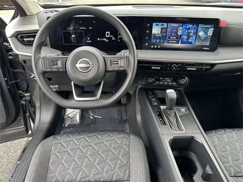 New 2026 Nissan Kicks SV w/ Illumination Package image 17