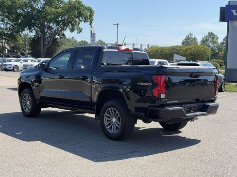 Used 2023 Chevrolet Colorado LT w/ LT Convenience Package II AWD/4WD image 21