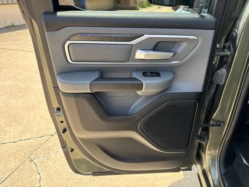 Used 2021 RAM 1500 Big Horn AWD/4WD image 17