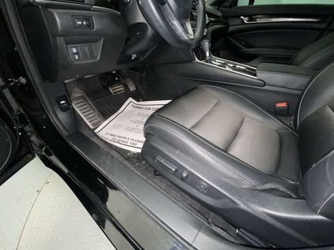 Used 2022 Honda Accord Sport image 12