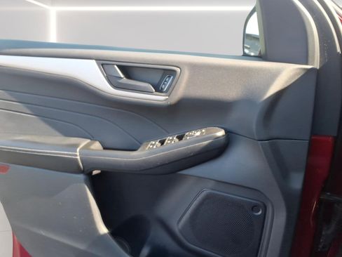 Used 2022 Ford Escape SE w/ Convenience Package image 23