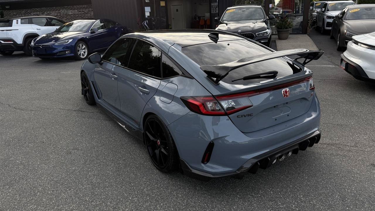 Used 2024 Honda Civic Type R image 14
