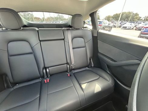 Used 2024 Tesla Model Y 2WD image 13