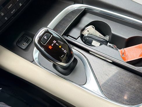 Used 2020 Buick Enclave Premium w/ Surround and Sites Package image 30