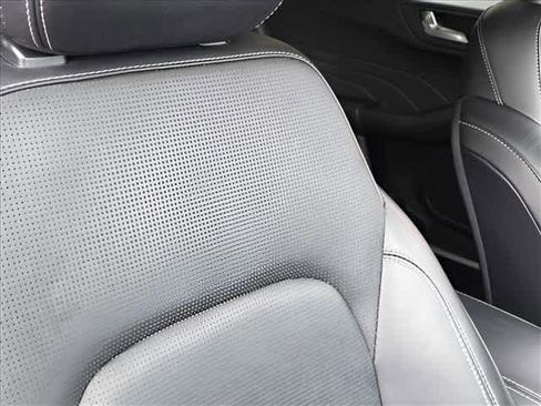 Used 2025 Ford Escape Platinum AWD/4WD image 24