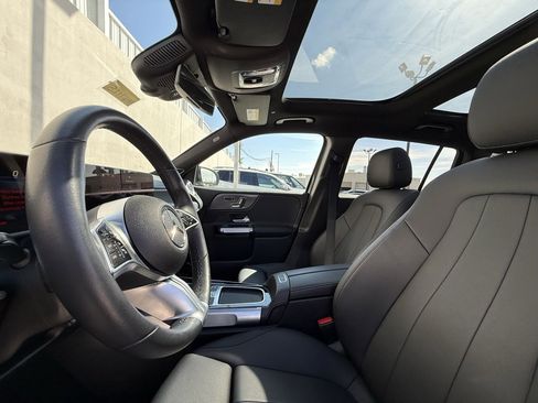 Used 2024 Mercedes-Benz GLB 250 250 image 5