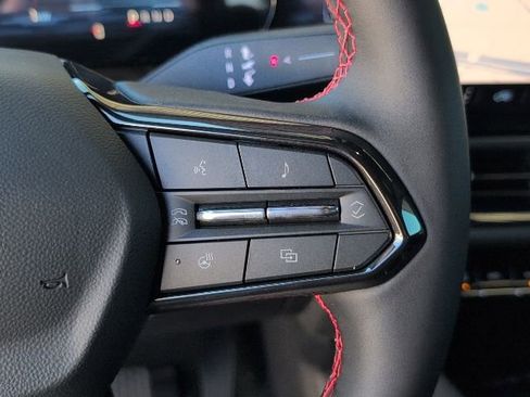 New 2026 Chevrolet Equinox EV RS image 21