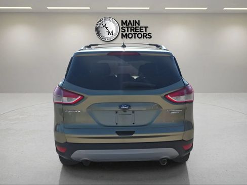 Used 2013 Ford Escape Titanium w/ Parking Technology Pkg AWD/4WD image 4