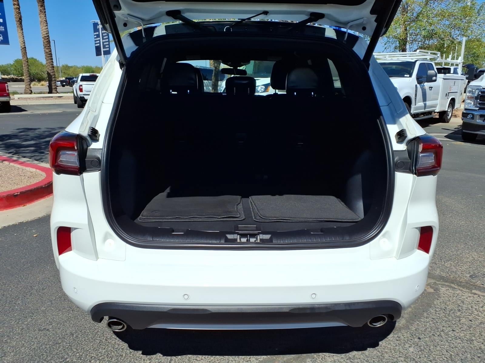 Certified 2024 Ford Escape ST-Line w/ Tech Pack #1 FWD image 16