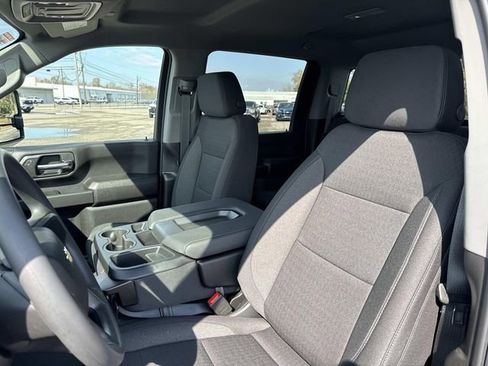 New 2026 Chevrolet Silverado 2500 Custom w/ Custom Value Package AWD/4WD image 38